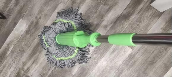 Self-twisting Water Rotating Mop - AVIKARLO