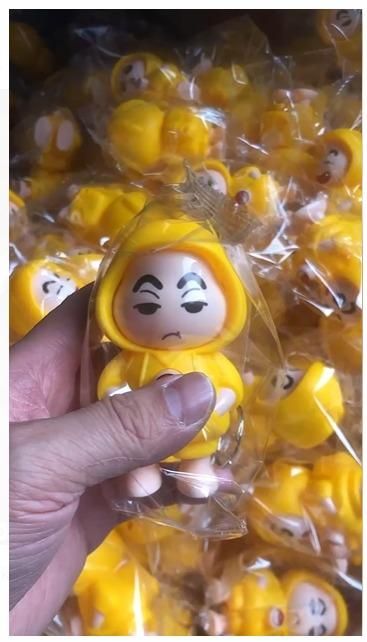 Carry Shinchan’s funny faces with you – cute, quirky & collectible